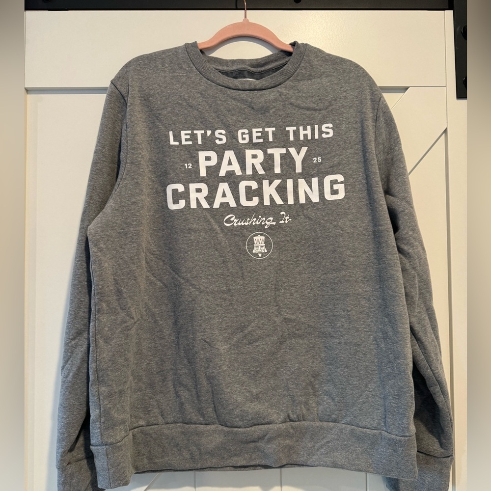 NWOT Old Navy sweatshirt